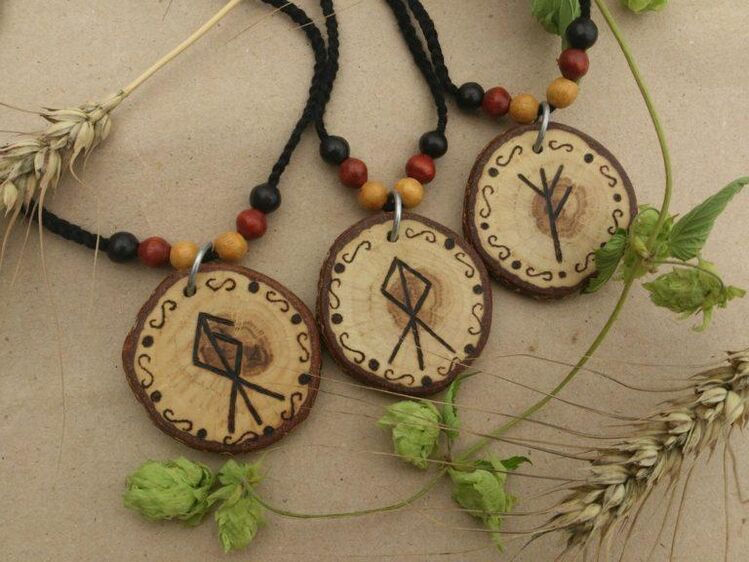 pul uchun runes bilan talismans